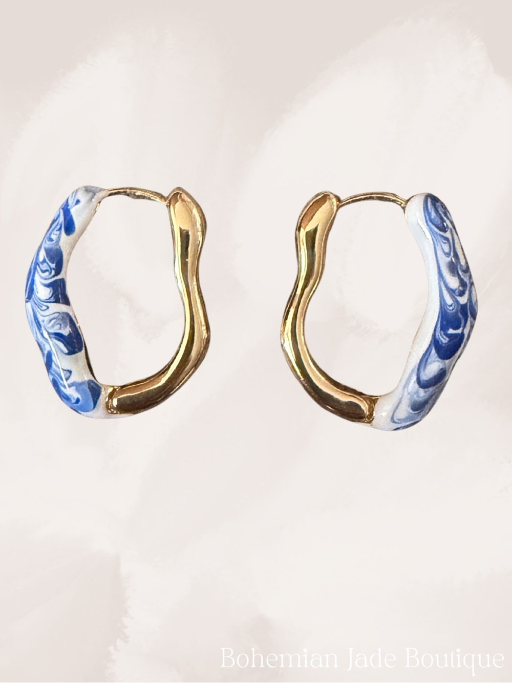 Francesca’s Collections Blue Marble Resin Gold Tone Huggie Hoop Earrings NWT - Picture 2 of 6